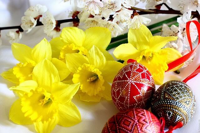 floral-inspired-easter-decorations-5
