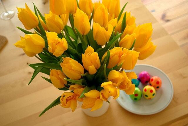 floral-inspired-easter-decorations-6